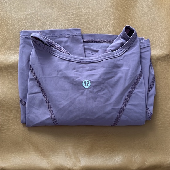 Lululemon Runners Tee size 6 - Picture 1 of 2